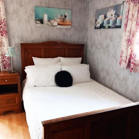 Country B&B Saint-Pierre-d'Eyraud Kültér fotó