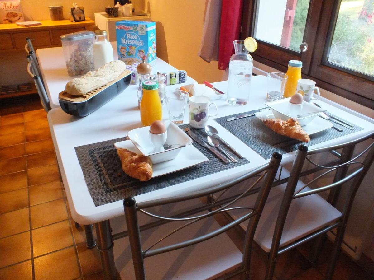 Country B&B Saint-Pierre-d'Eyraud Kültér fotó
