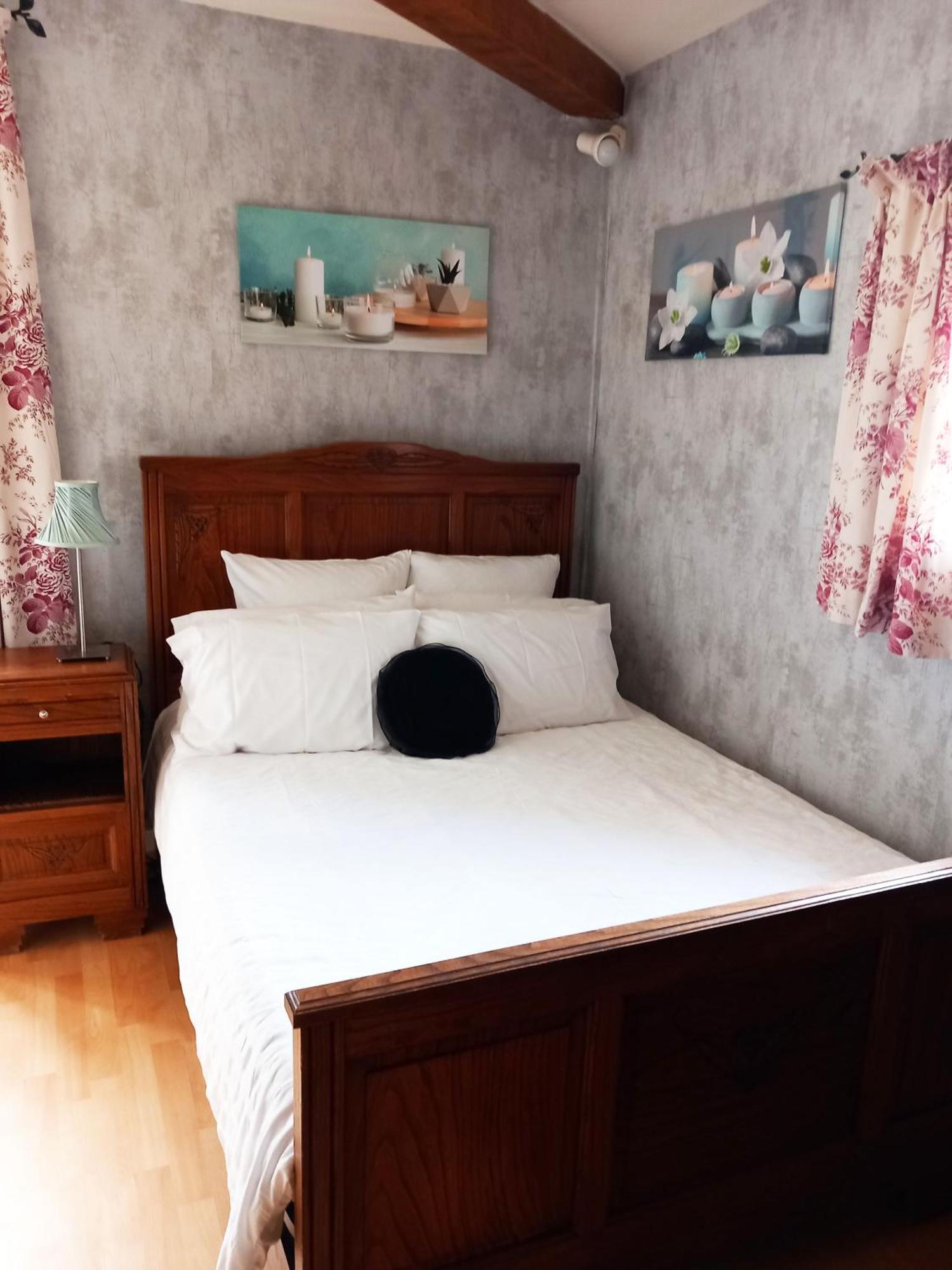 Country B&B Saint-Pierre-d'Eyraud Kültér fotó